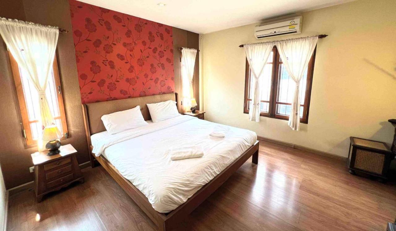 Plumeriahome Near Walking Street Chiang Mai Exterior photo