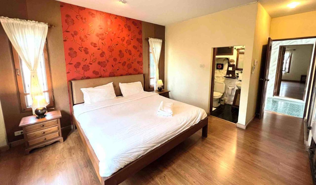 Plumeriahome Near Walking Street Chiang Mai Exterior photo