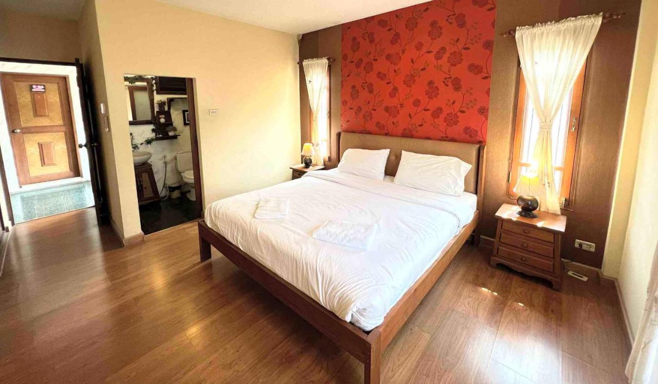 Plumeriahome Near Walking Street Chiang Mai Exterior photo