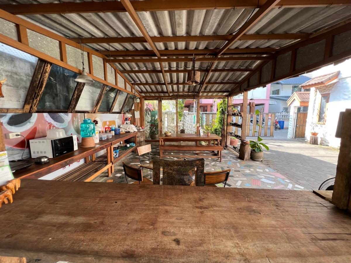Plumeriahome Near Walking Street Chiang Mai Exterior photo