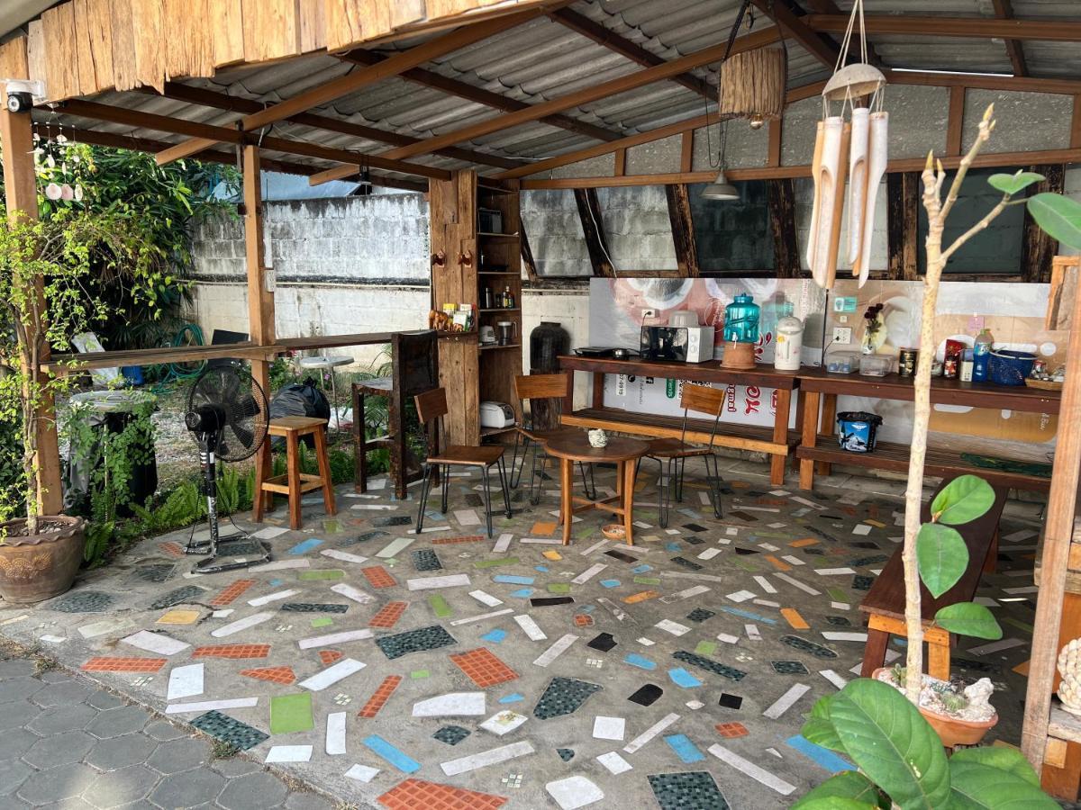 Plumeriahome Near Walking Street Chiang Mai Exterior photo